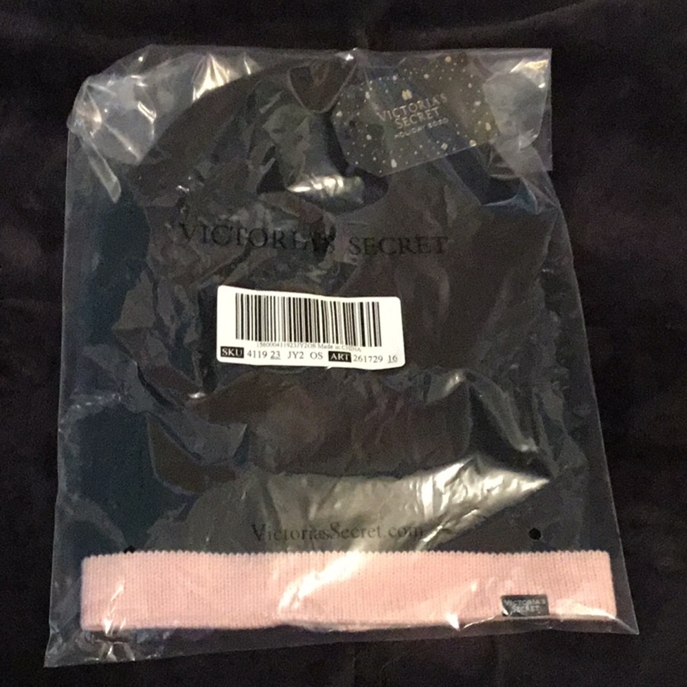 Victoria’s Secret signature stripe reversible hat - Picture 1 of 4